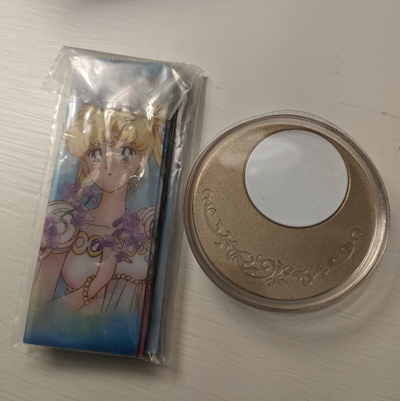 Bandai PROPLICA Sailor Moon Tuxedo Mirage Memorial Ornament Music Box Replica - Picture 10 of 12